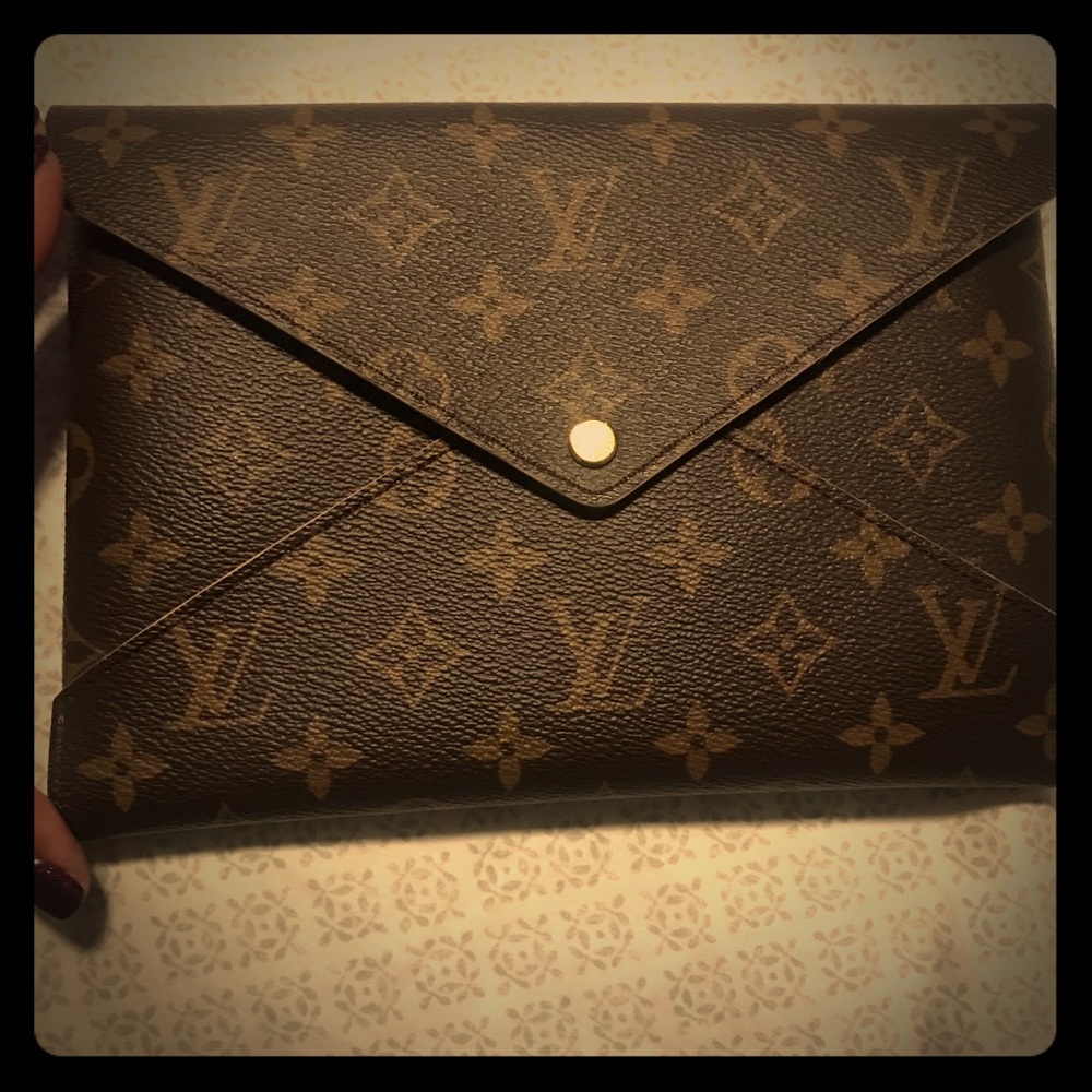 Authentic Louis Vuitton Pochette Kirigami